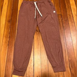 Vuori Joggers/ Marsala Heather color. Worn just a handful of times.